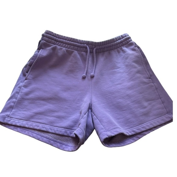 ARITZIA- TNA- Cozy Fleece Boyfriend Mid-Thigh Sweatshort- MEDIUM 💜✨ - Picture 1 of 5